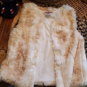 Faux fur soft vest size 3T